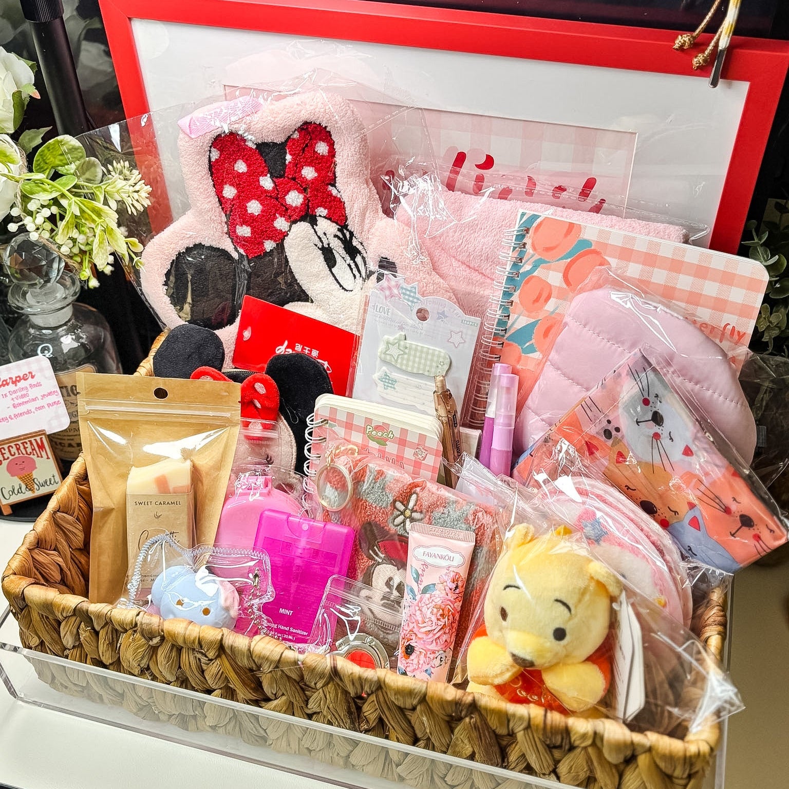 Darling Characters Scoop – CHARACTER