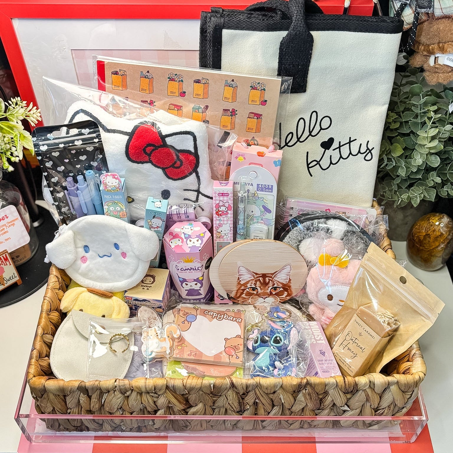 Darling Characters Scoop – CHARACTER