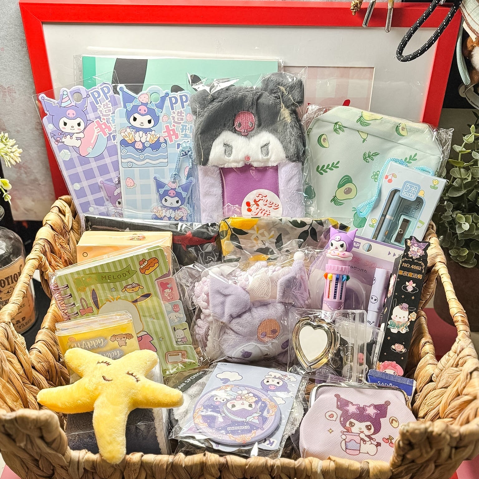 Darling Characters Scoop – CHARACTER