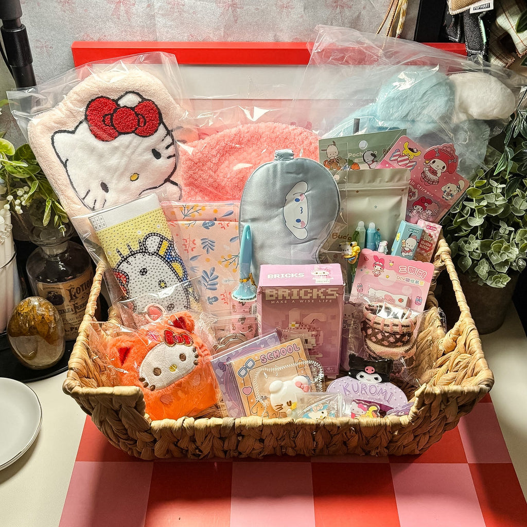 Darling Characters Scoop – CHARACTER