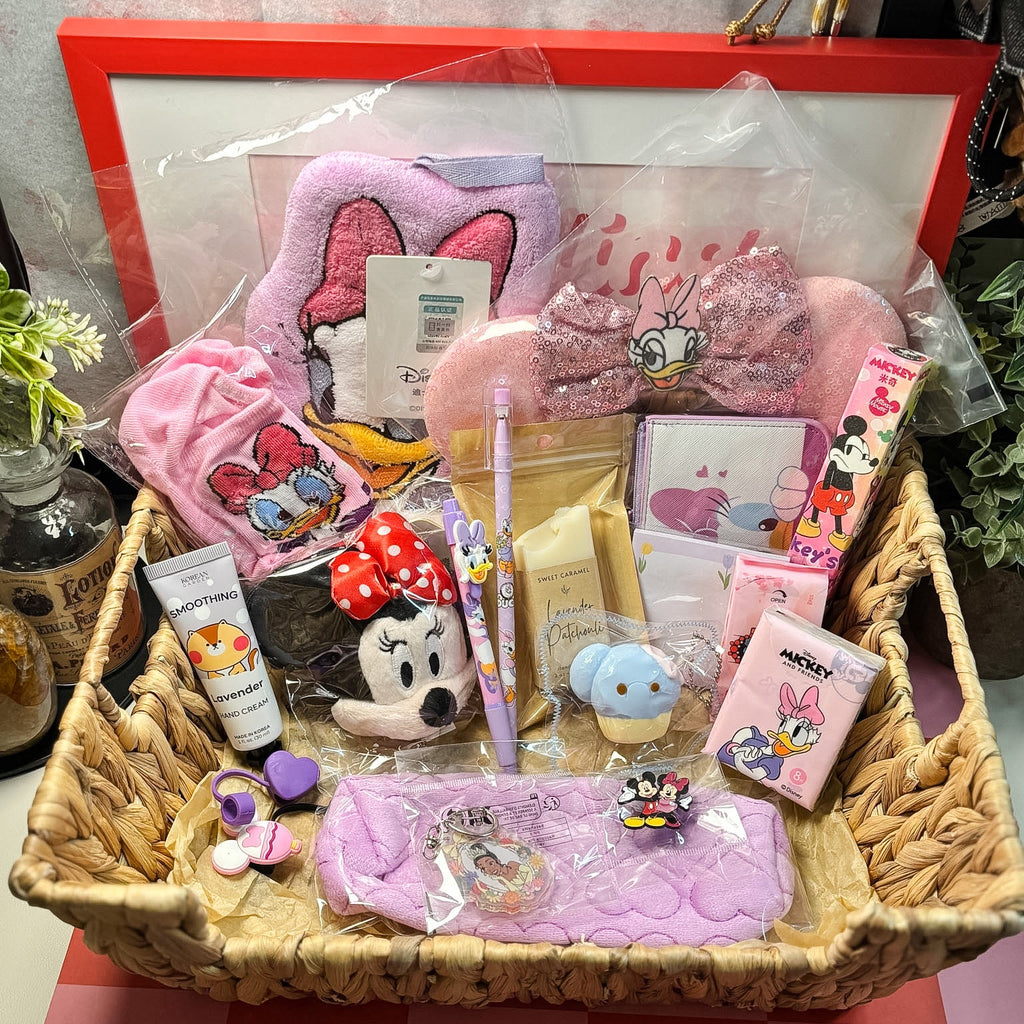 Darling Characters Scoop – CHARACTER